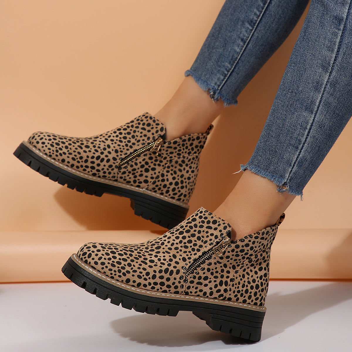 Women's Leopard Print Ankle Boots with Zipper Mid-Heel for Winter All Seasons