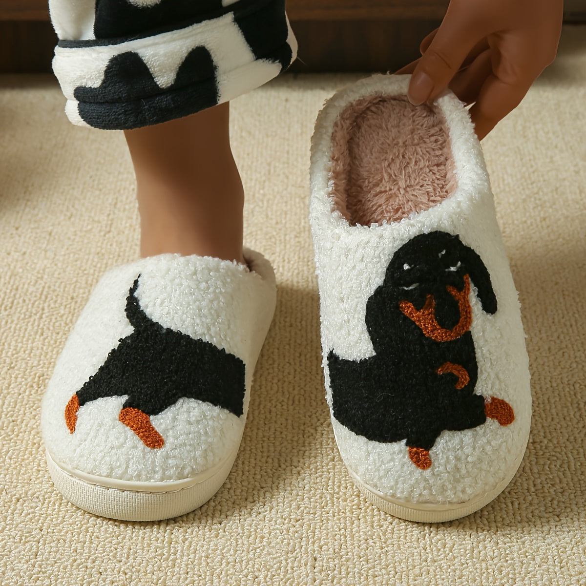 Unisex Fleece-Lined Dog Slippers Non-Slip Indoor Cozy Indoor Slippers