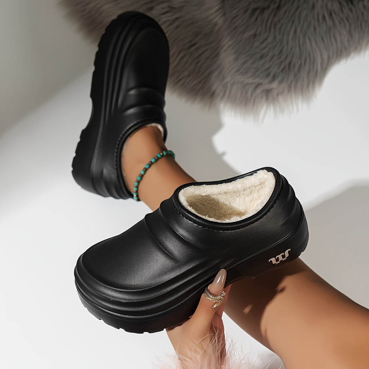 Women's Black EVA Clogs Thick Sole Indoor Outdoor House Slippers