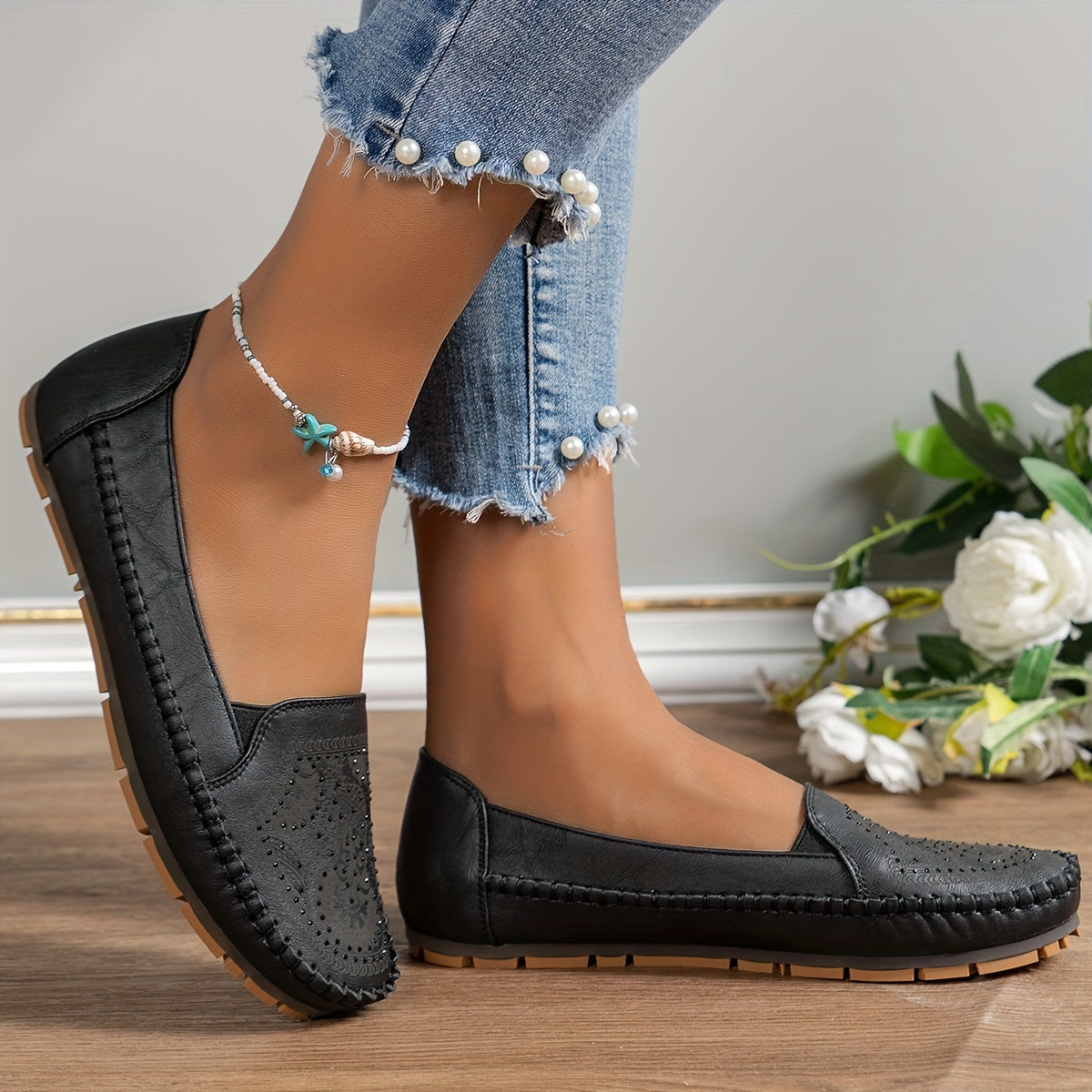 Plus-Size Women's Slip-On Flats Breathable PU Floral Rhinestones