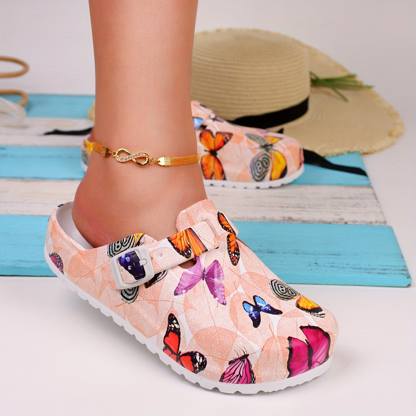 Women's Butterfly Print Garden Clogs Lightweight Slip-On Mules