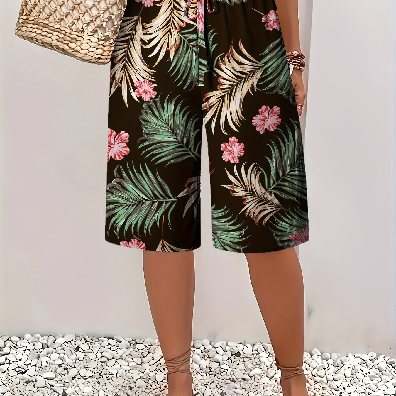 Plus Size Floral Print Shorts Lace-Up Bermuda Summer Vacation Stylish