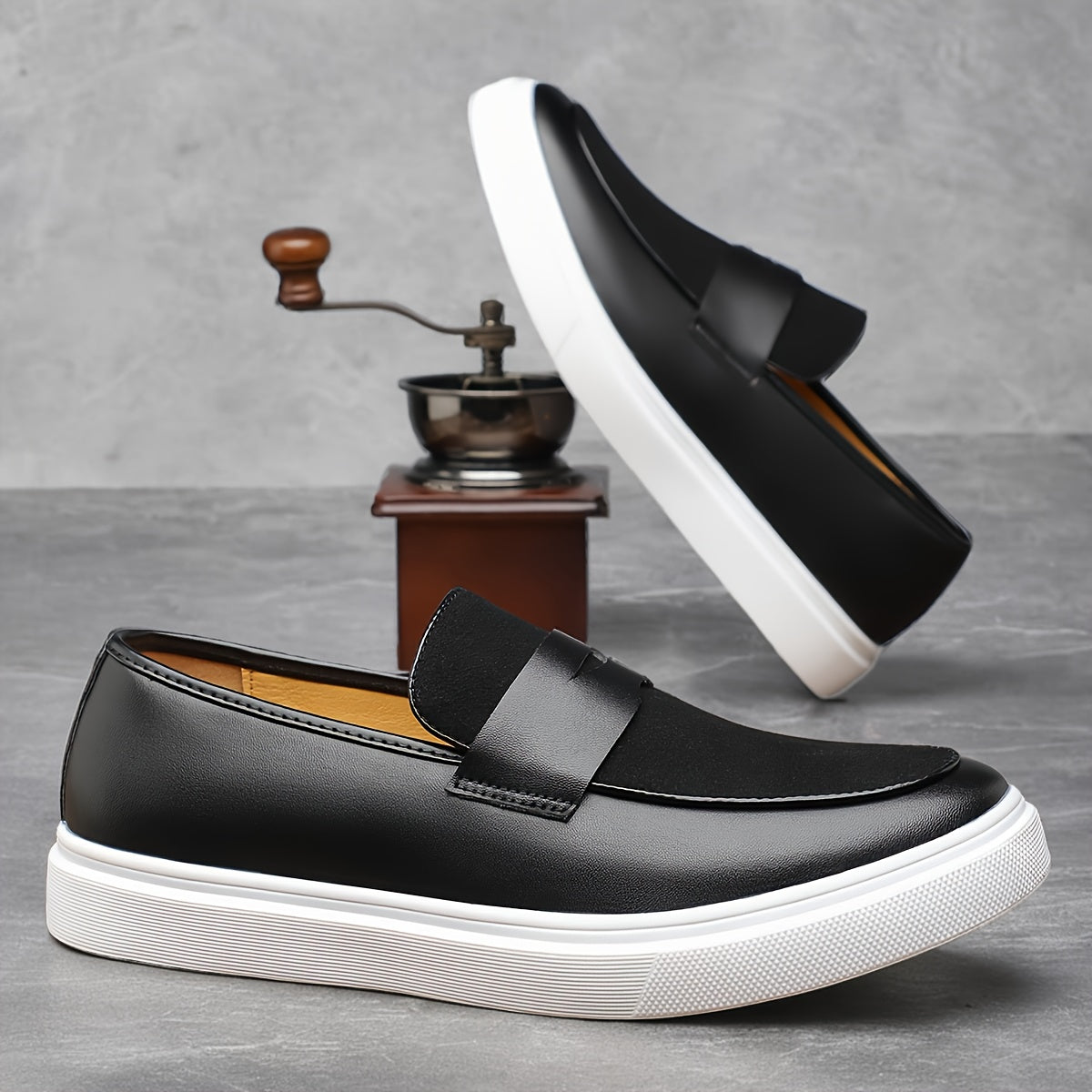 Men's PU Slip-On Dress Shoes Solid Color Low Top Round Toe All-Season