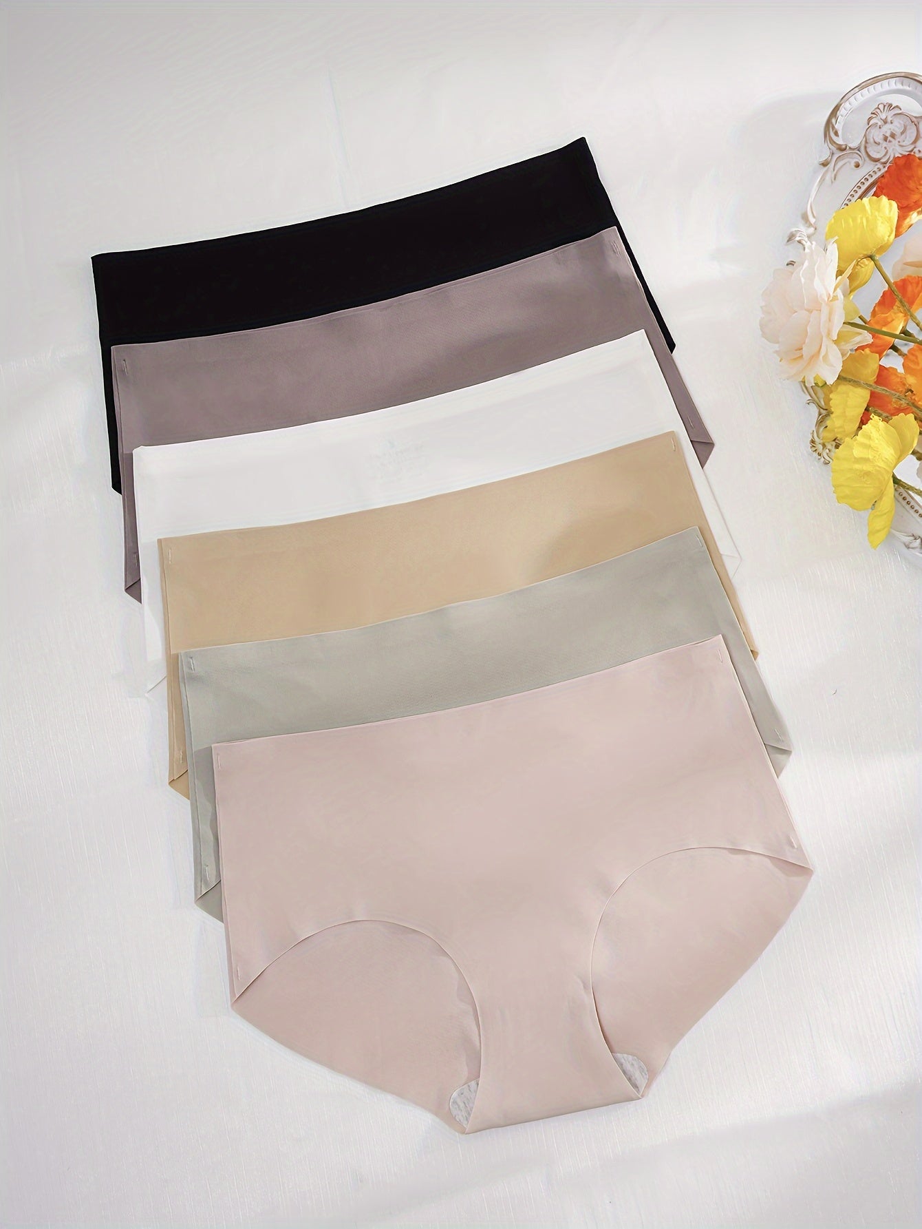 Women Seamless Briefs 6-Pack Breathable Stretchy Mid Rise Panties Solid Color