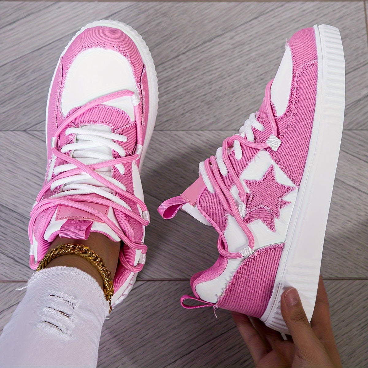 Women's Lace-Up Platform Sneakers for Casual Walking with Stars Print