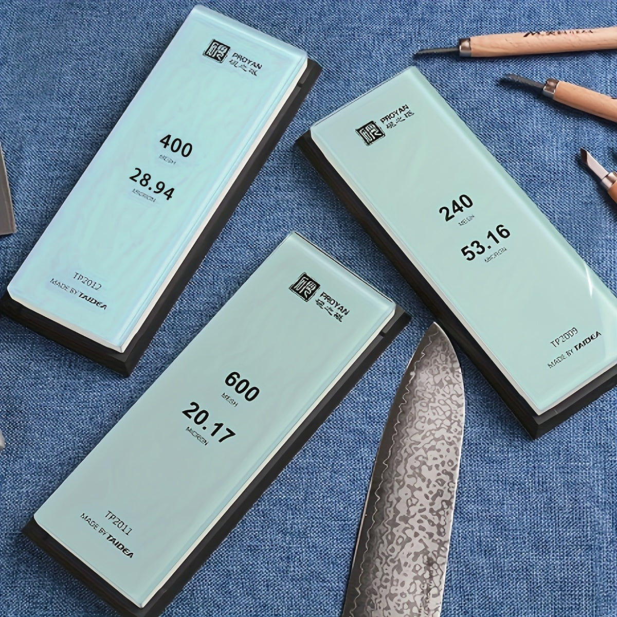 White Corundum Knife Sharpener for Kitchen and Woodworking Tools Non-Slip Base