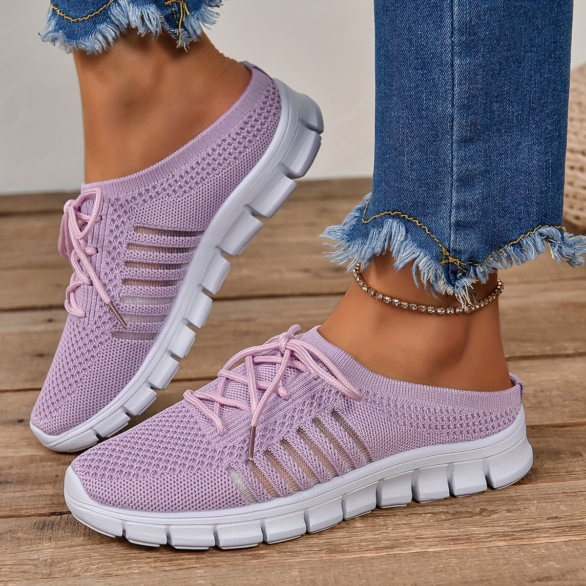 Women's Lightweight Breathable Low-Top Sneakers Casual All-Season Shoes