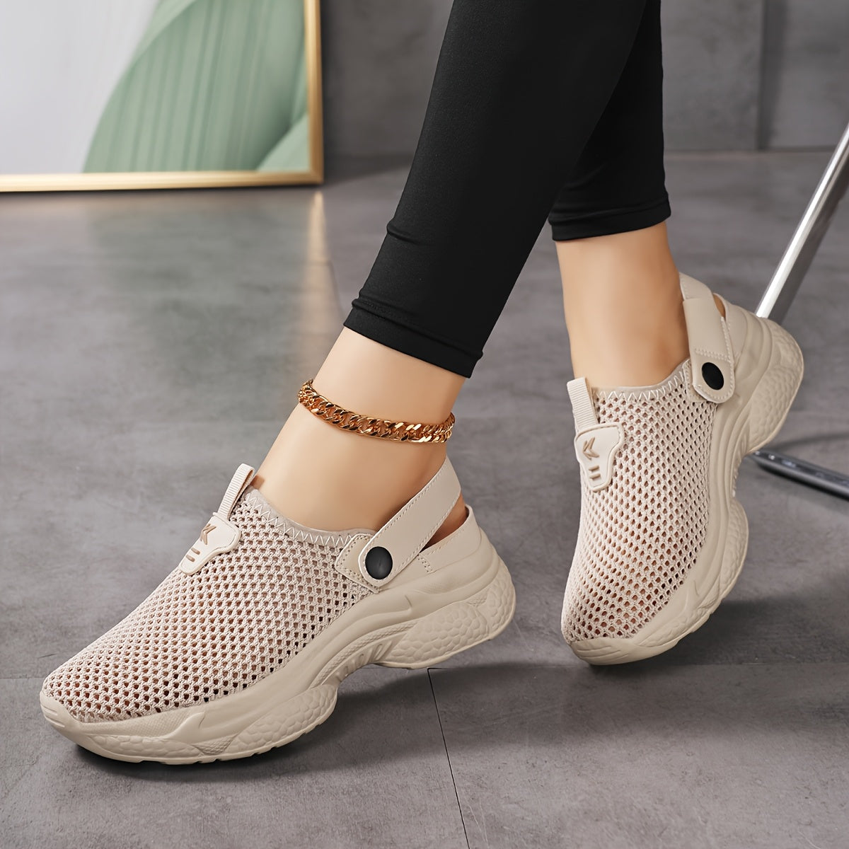 Ayollar uchun nafas oladigan slip-on kundalik sport poyabzali - qalin yostiqlangan tag, barcha mavsumlar uchun o'lchamlar 35-43