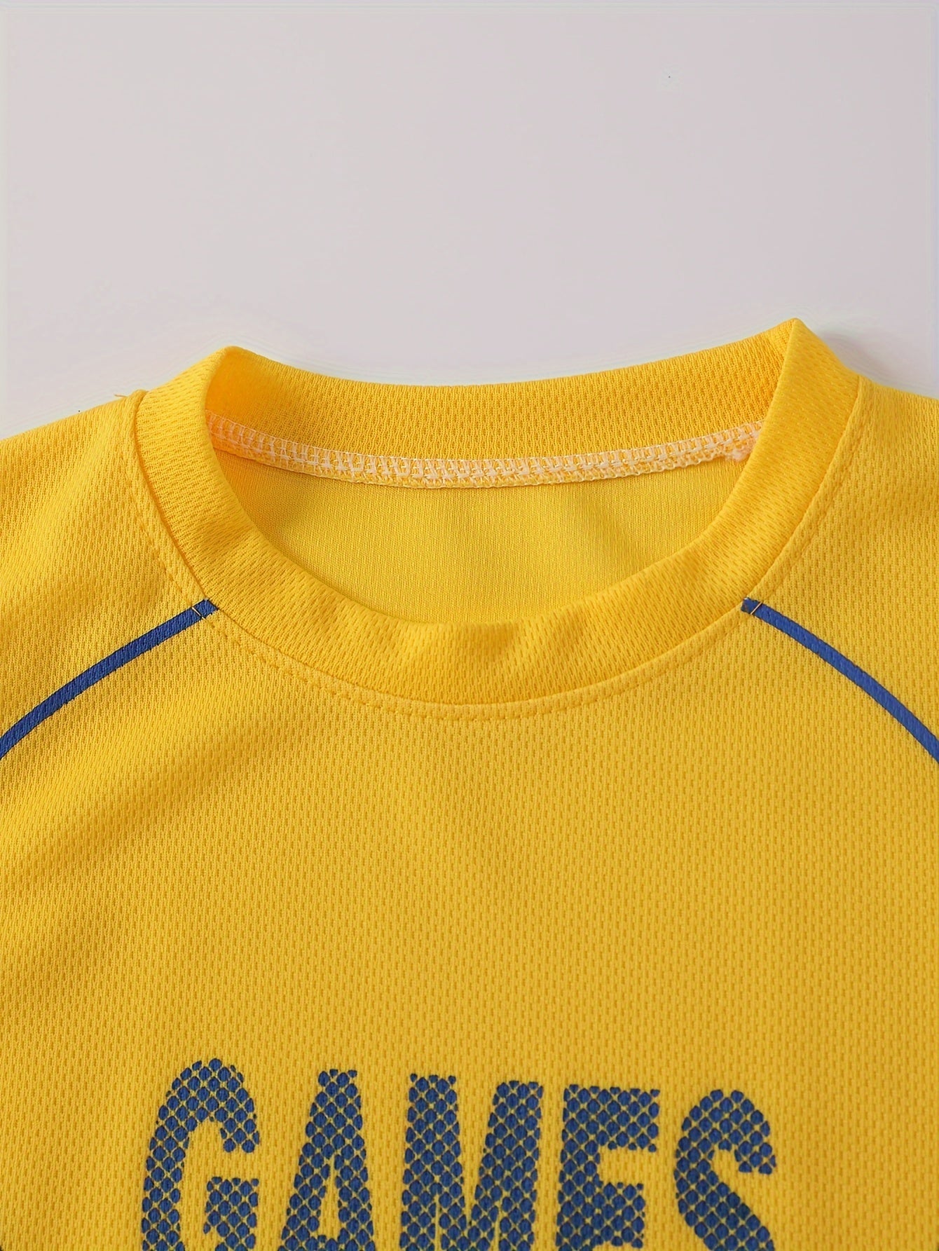 Boys' 2-Piece Quick-Drying Sports Outfit GAMES SPORTS Print T-Shirt and Shorts for Summer Outdoor Activities