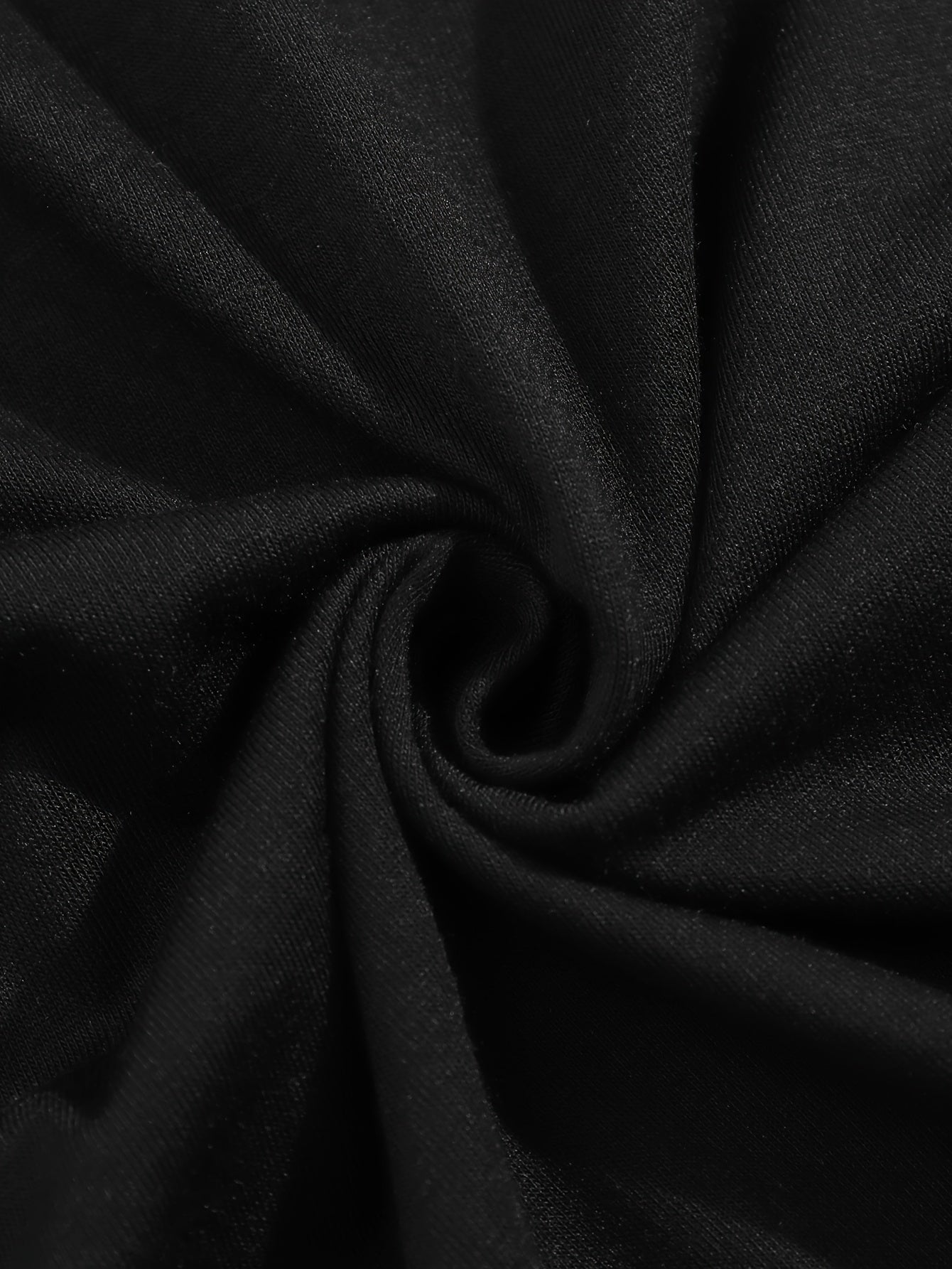 Yozgi faoliyatlar va tasodifiy kiyimlar uchun mos, tez quriydigan polyester matodan tayyorlangan, elastan aralashmasi bilan cho'ziluvchan erkaklar uchun nafas oladigan sport tanki, mashinada yuvish mumkin, katta o'lchamlarda mavjud.