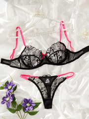 Women's Floral Lace Lingerie Set with Colorblock Design Bra and Thong