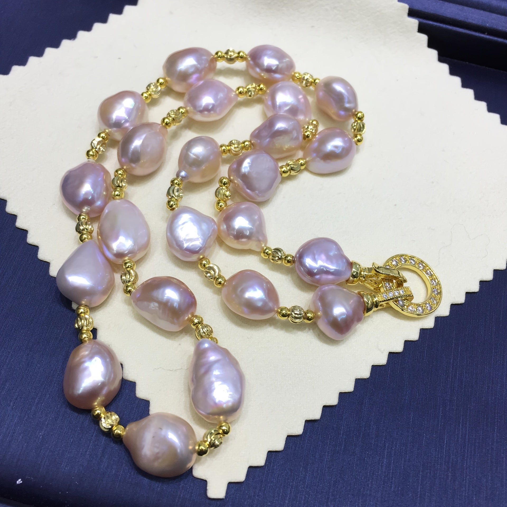 Ayollar uchun yangi suv marjonli taqinchoq, elegant qo'l zargoni, tug'ilgan kun yoki Sevganlar kuni uchun sovg'a