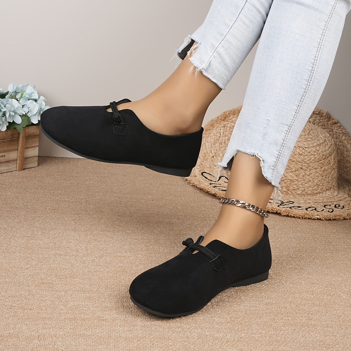 Women's Black Slip-On Flat Shoes Round Toe Casual Comfort All Season