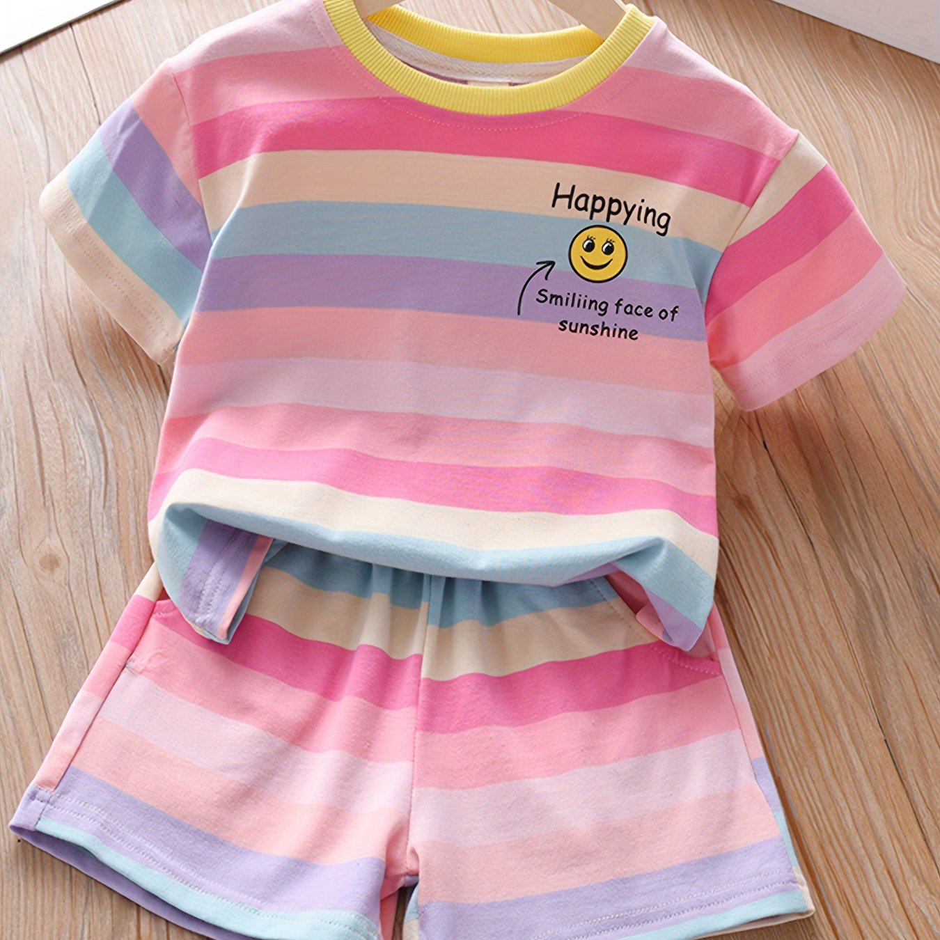 Girls Summer Clothing Set Cotton T-Shirt and Striped Shorts for Outdoor Activities