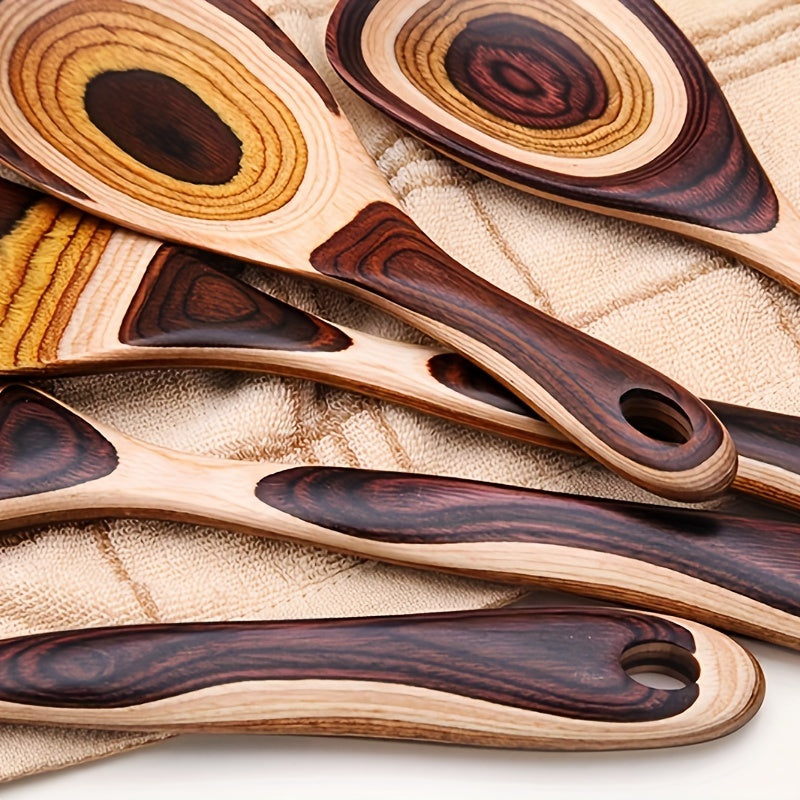 Yog'ochdan yasalgan oshxona asboblari to'plami, Pakkawood qoshig'i va turli oshxona asboblari bilan, ommaviy xarid qilish uchun mavjud.