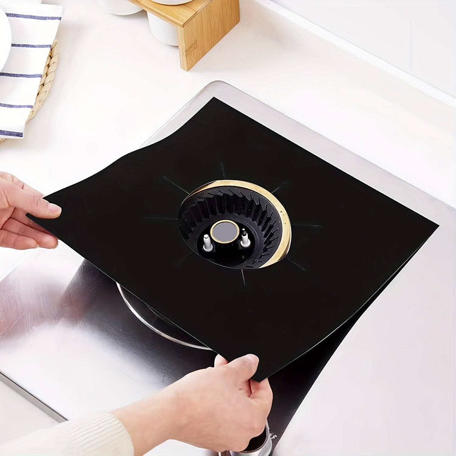 Set of 4 Non-Stick Teflon Gas Stove Protectors for Kitchen Oil and Dirt Prevention