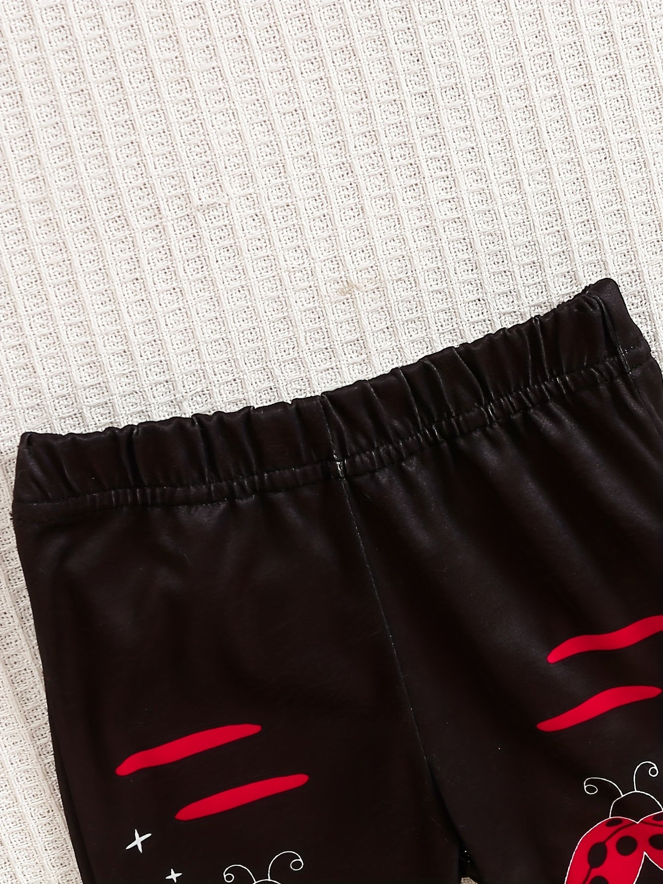 Toddler Girl Ladybug Print Polyester Outfit with Long Sleeve Crew Neck Pullover and Pants