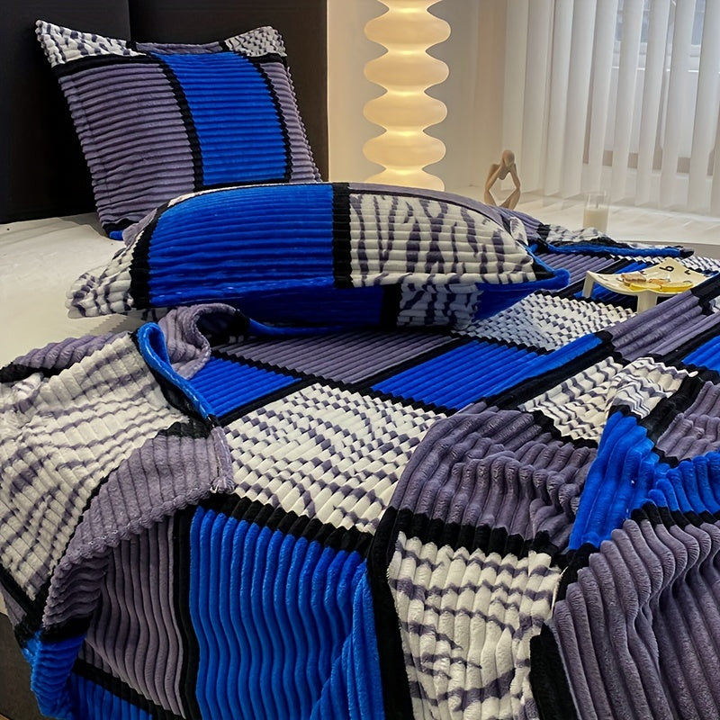 Grey All-Season Plaid Throw Blanket Soft Cozy Machine Washable for Couch Bed Travel