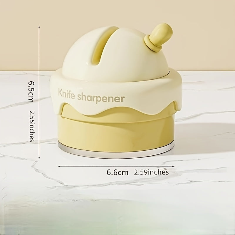 "O'yinchoq Muzqaymoq Koni Dizaynida Suv O'tkazmaydigan Asosli Qo'l Bilan Pichoqni O'tkazish Qurilmasi - Oshxonada Pichoqlarni O'tkazish uchun Tez, Xavfsiz va Qiziqarli Gadjet. Keramika Materialidan Yasalgan, Ichki Foydalanish Uchun Mukammal."