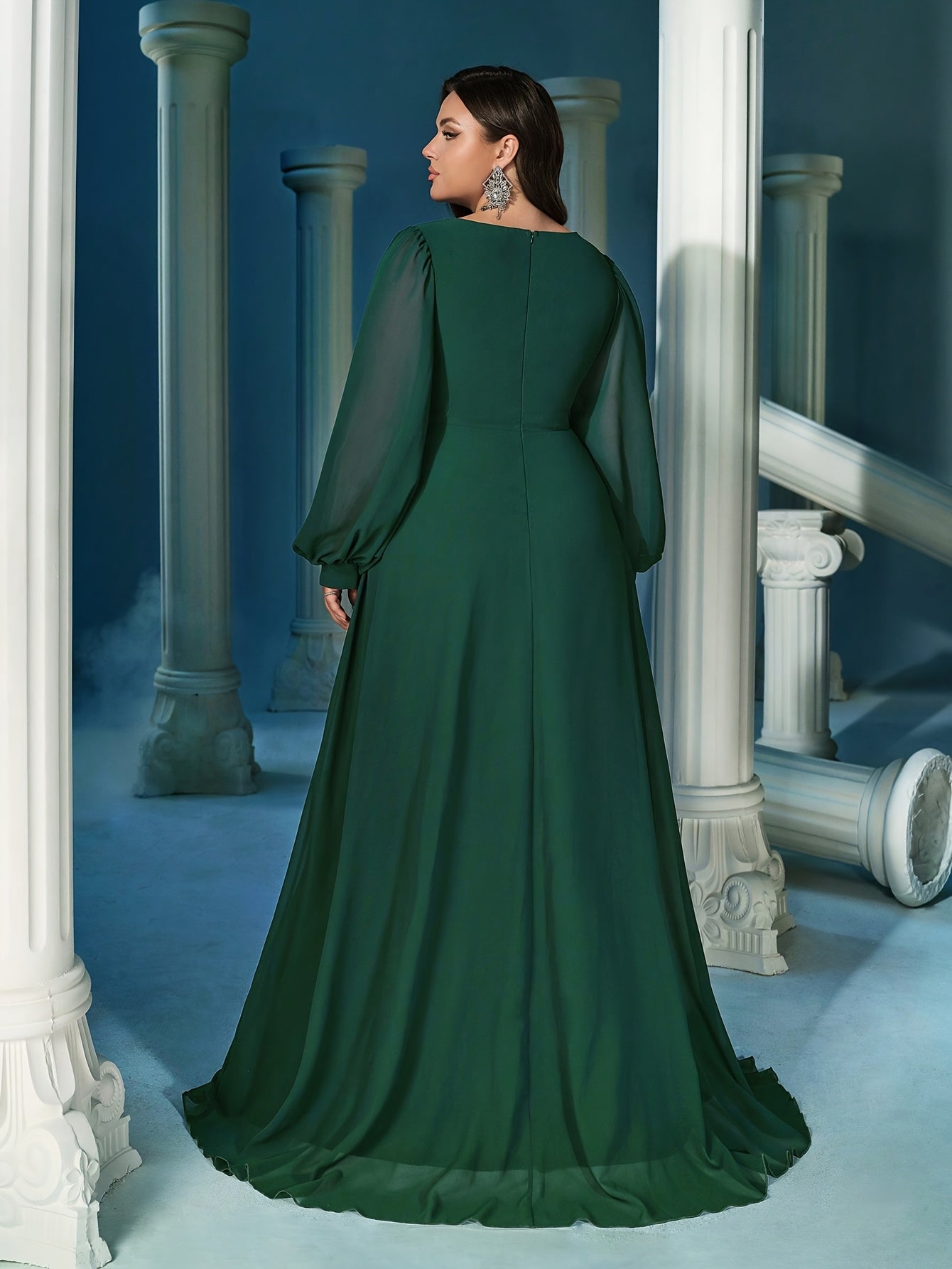 Women Emerald Green Rhinestone V-Neck Lantern Sleeve Evening Gown