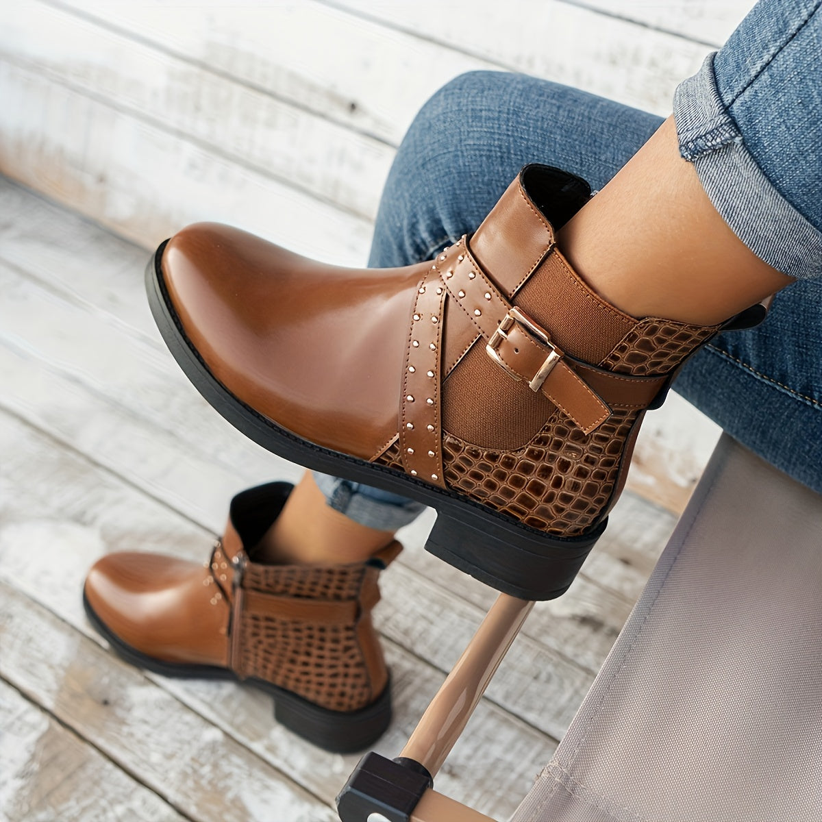 Women's Faux Leather Chelsea Ankle Boots Brown Round Toe Zipper Mid-Heel