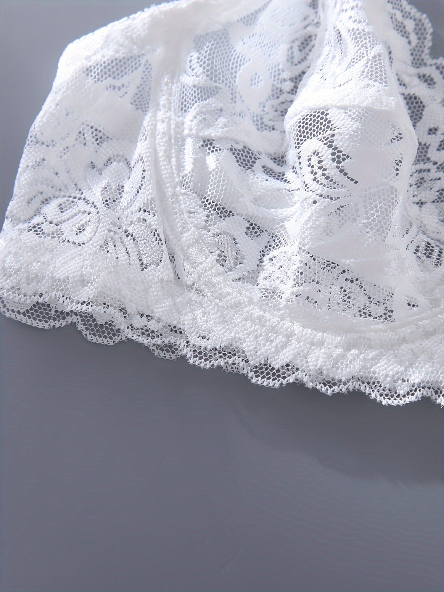 Women's Lace Bras Semi-Sheer Elegant Daily Wear Underwear