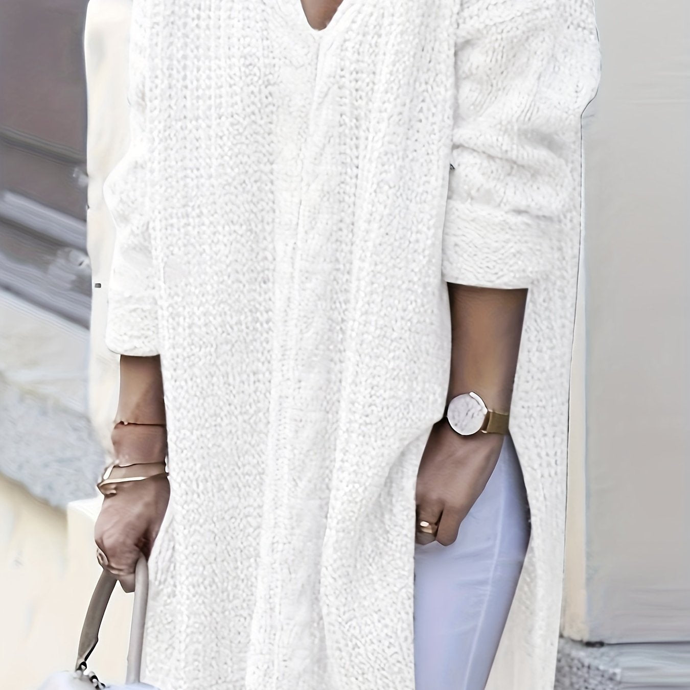 Plus Size Women's Loose Deep V-Neck Sweater Casual Pullover with Slit Hem