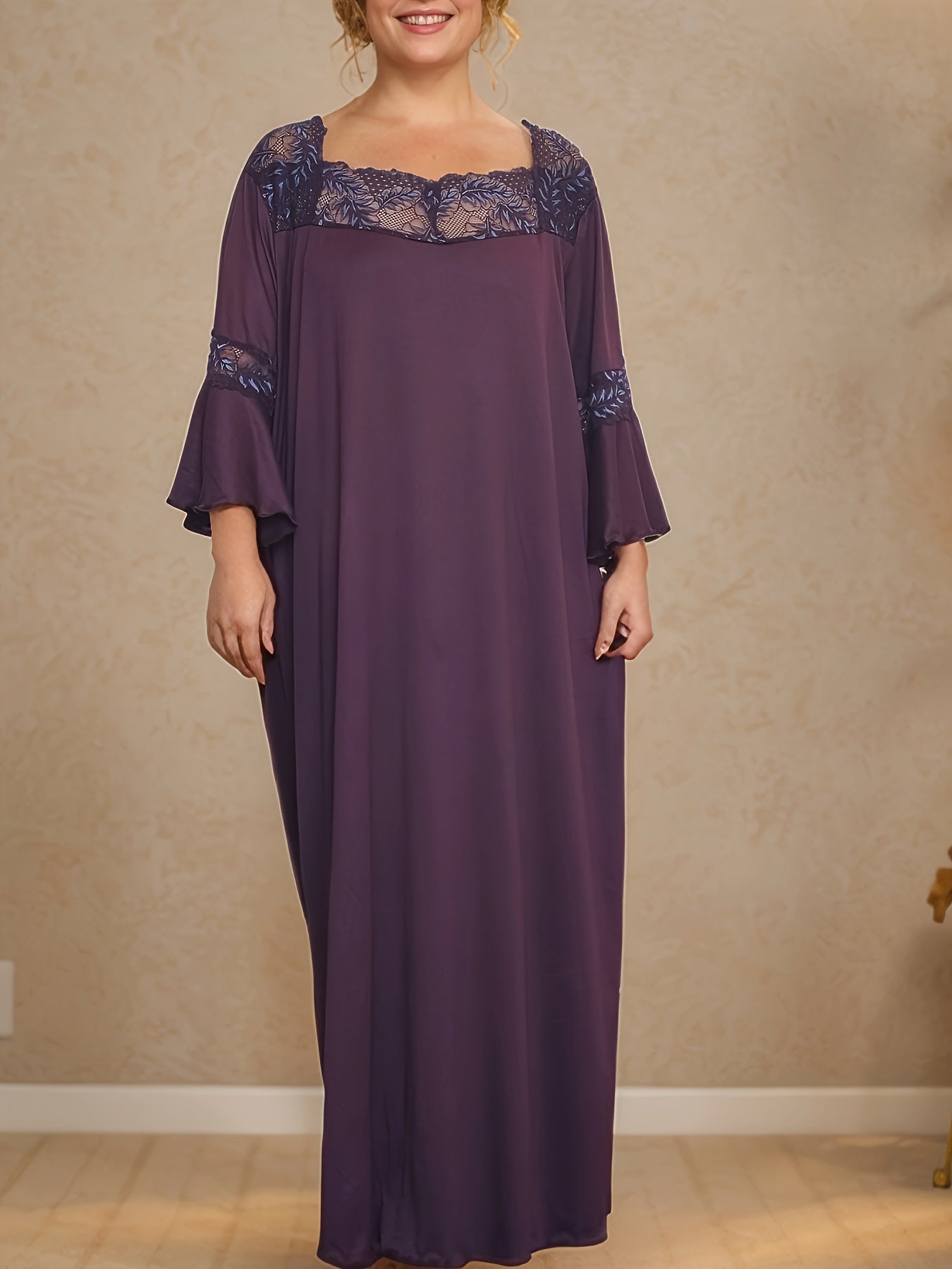 Plus Size Women's Lace Trim Sleep Dress with Ruffled Shoulders and Pocket