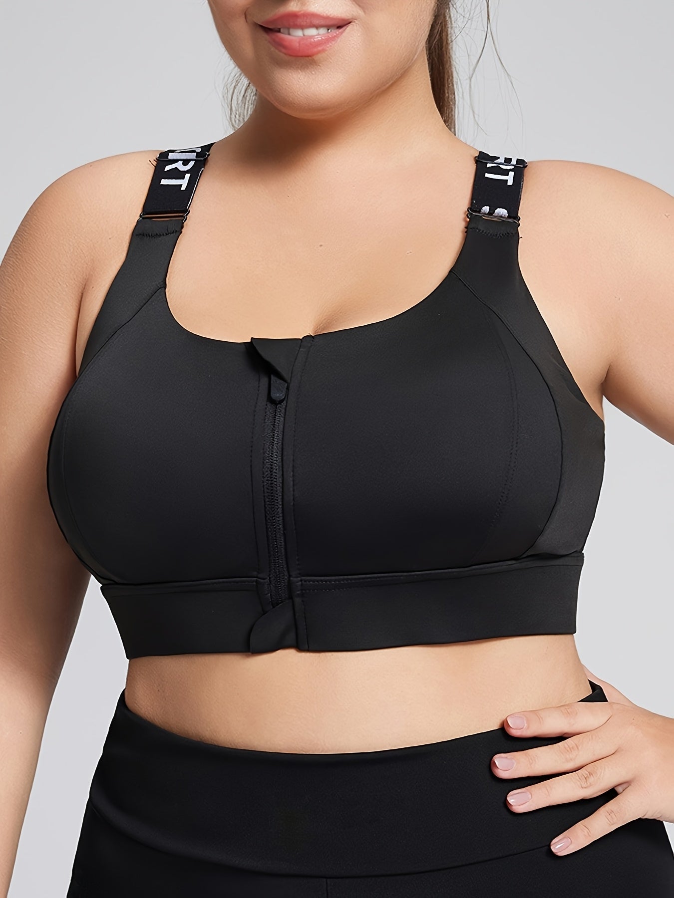 Plus Size Sports Bra with Front Zipper Yoga Workout Top Adjustable Straps