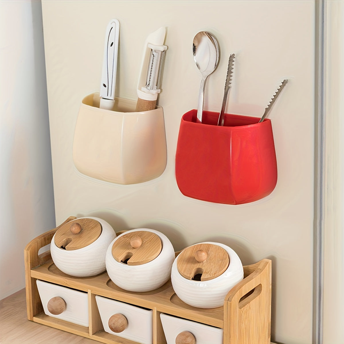 Chiroyli Magnit Muzlatgich Tashkiliy Qutisi - Oshxona va Stol uchun Plastik Saqlash Qutisi, Oziq-ovqat bilan Aloqa Qilmaydi