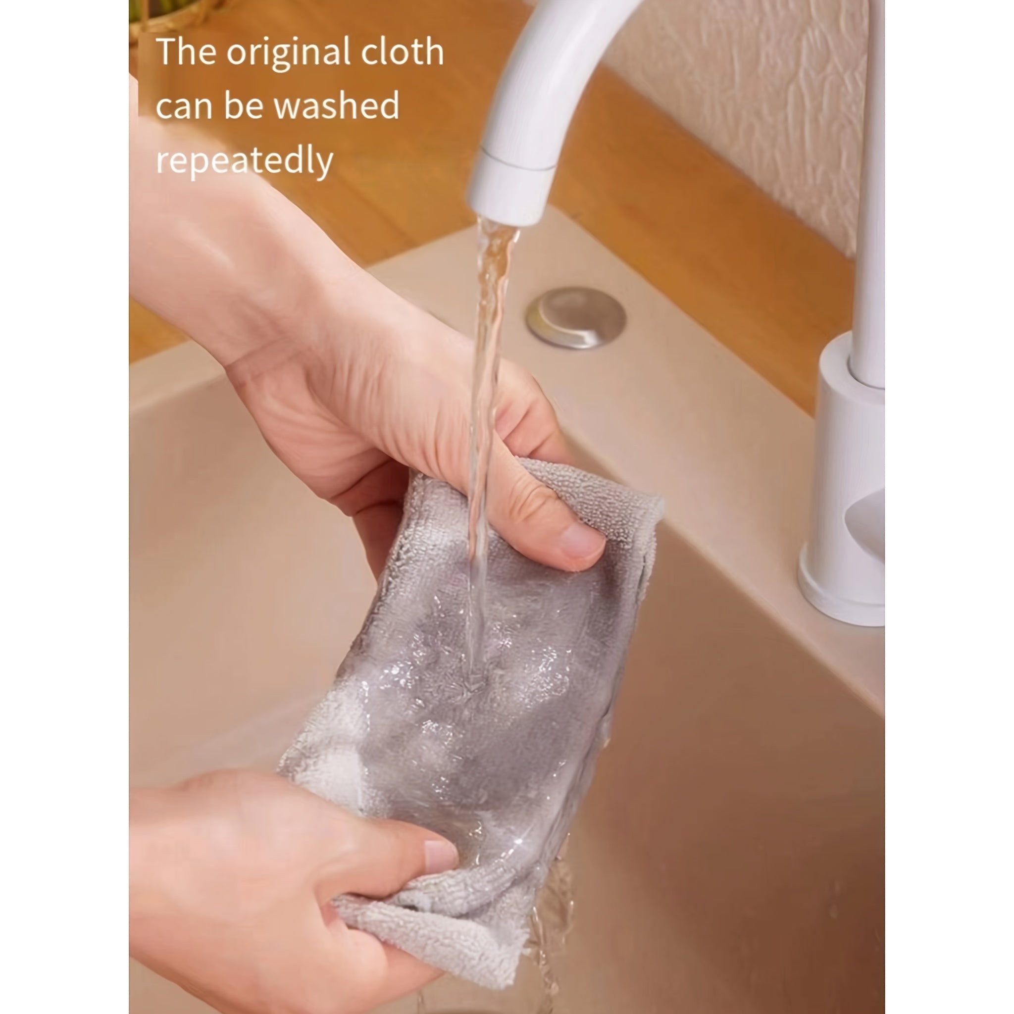 Uzoq muddatli chang tozalash cho'tkasi: Samarali tozalash uchun mustahkam alyuminiy ustunlar va mikrofiber material.