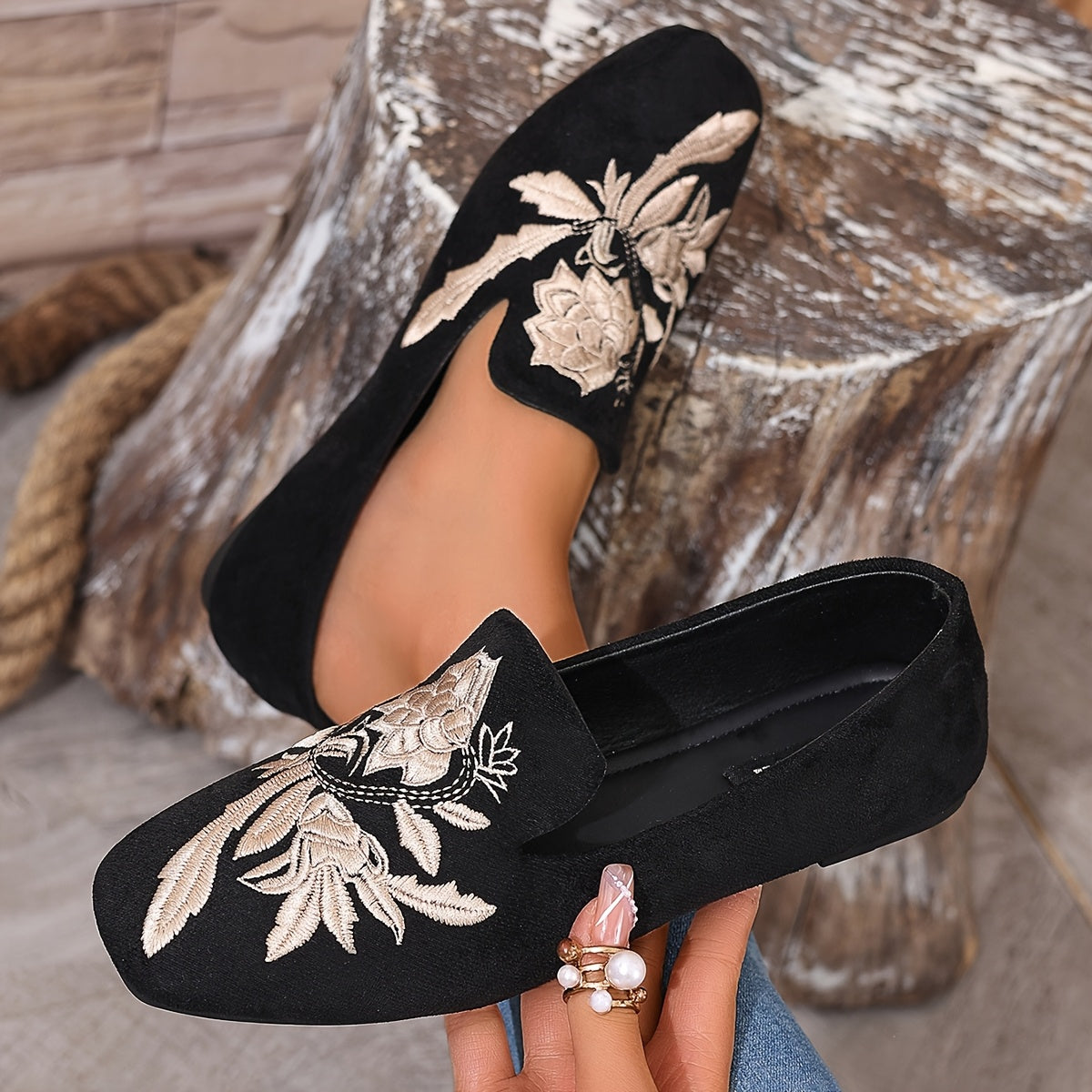 Women's Floral Embroidered Square Toe Slip-On Flats Casual Black Shoes