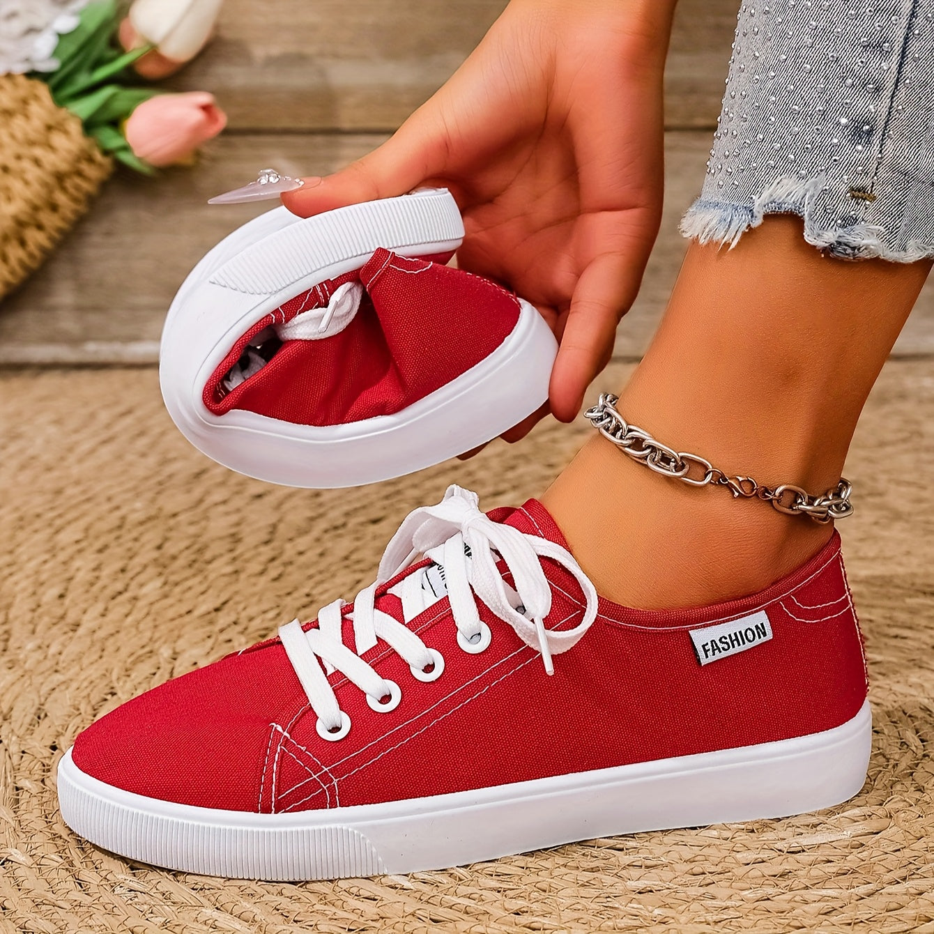 Women's Lightweight White Sneakers with Breathable Soft Sole for Casual Wear