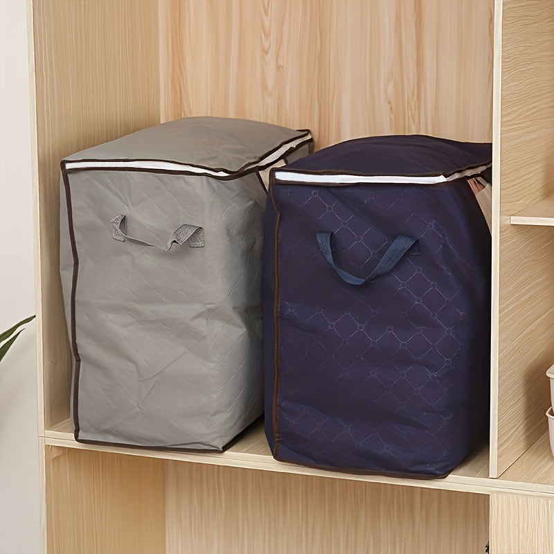 Kuchaytirilgan tutqich va shaffof derazali saqlash sumkasi, to'shak, yostiq va kiyimlarni saqlash uchun ideal. Suv o'tkazmaydigan to'qilmagan materialdan tayyorlangan bo'lib, to'shak ostida saqlash uchun mustahkam fermuarlar bilan jihozlangan.