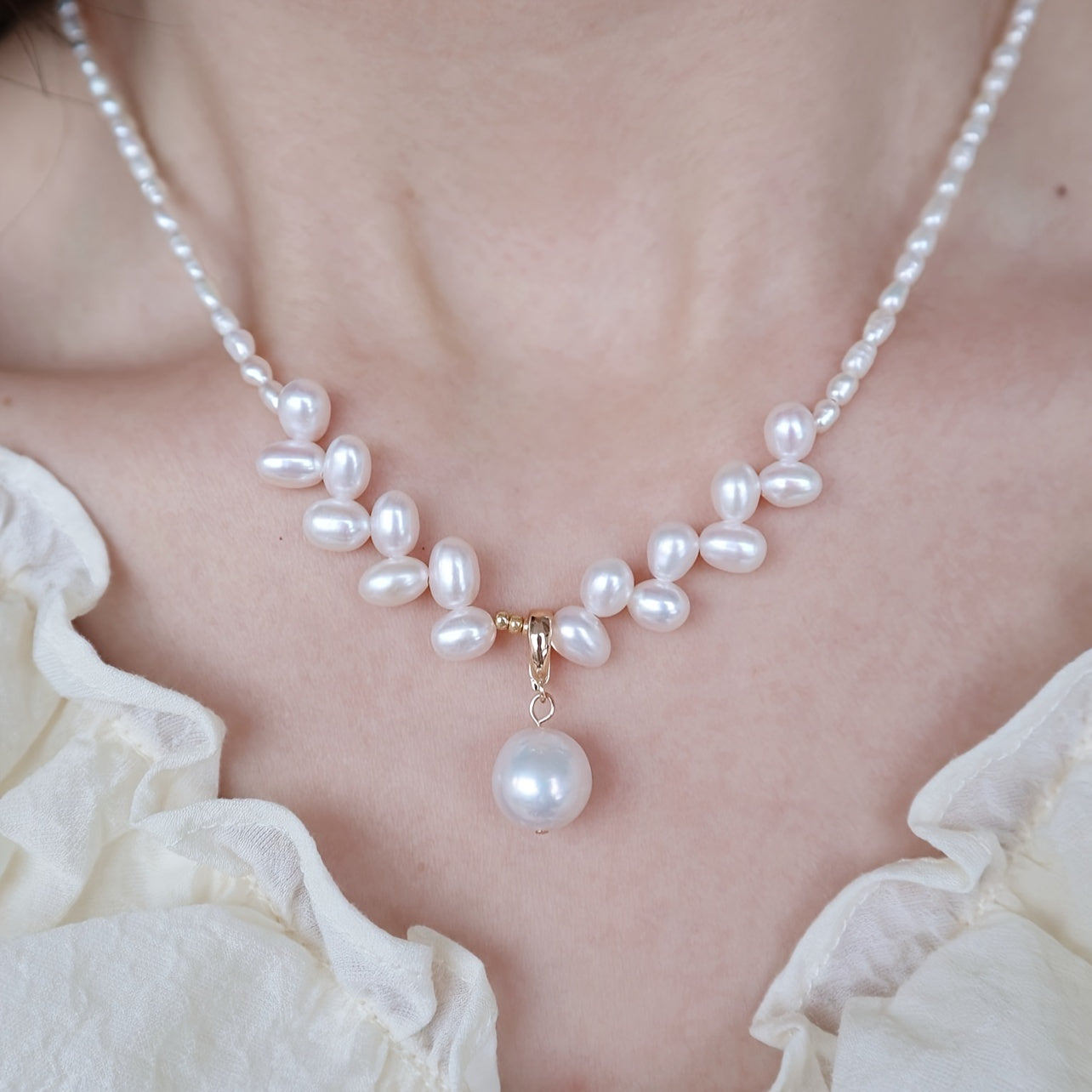 Vintage fransuz bug'doy bo'lagi taqinchoq bilan Barokko marjon S925 kumushda