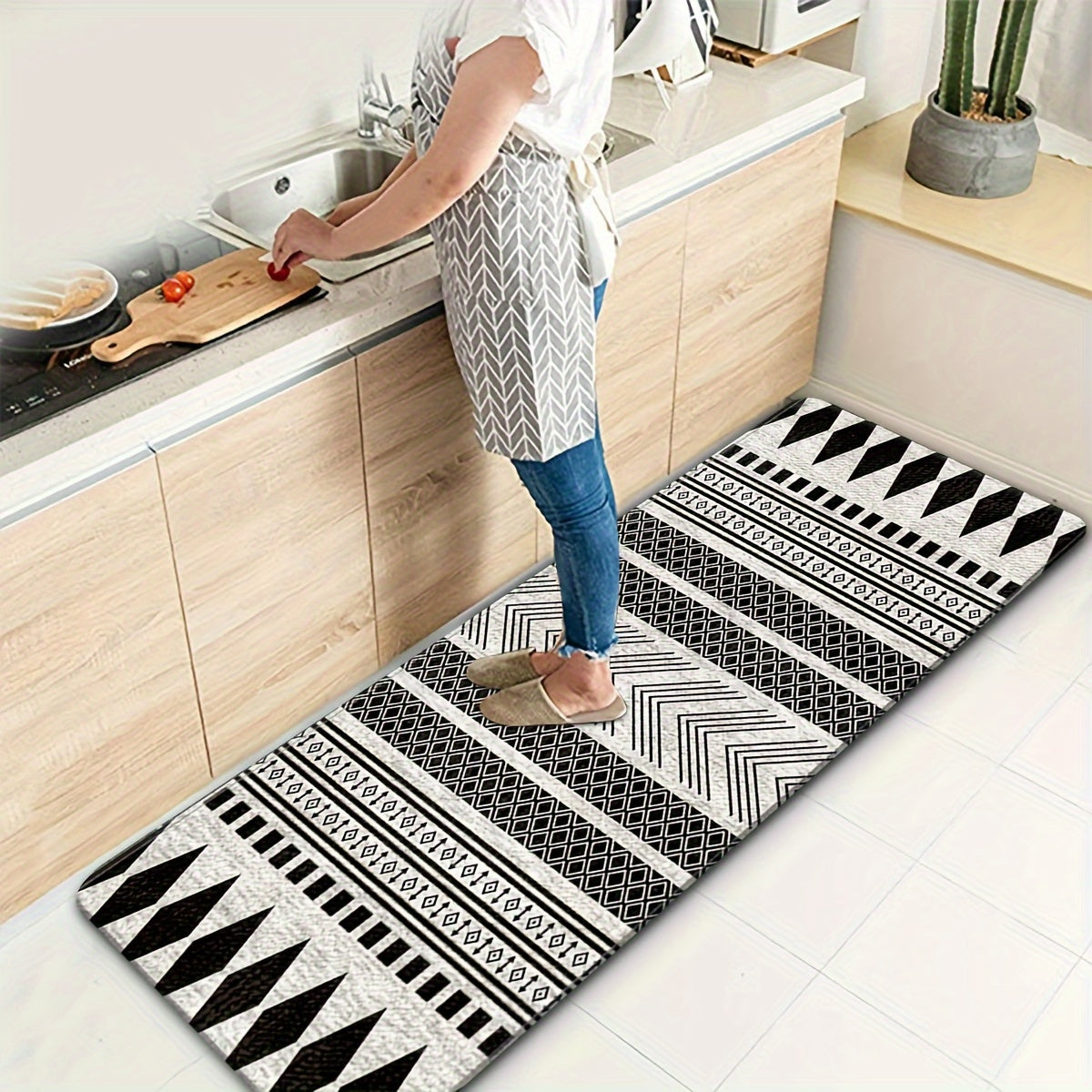 Non-Slip Moroccan Area Rug, Soft Braided Design, Machine Washable for Living Room and Kitchen