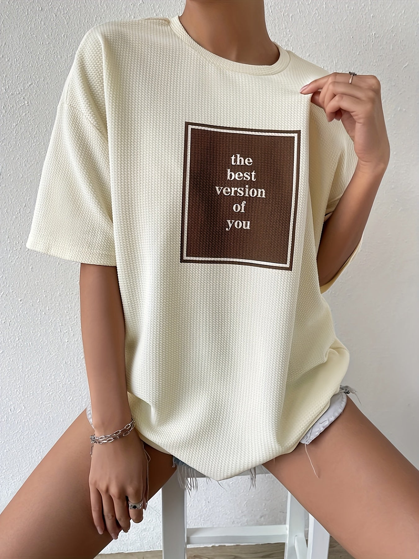 Women's Casual Short Sleeve Letter Print T-Shirt for Spring and Summer