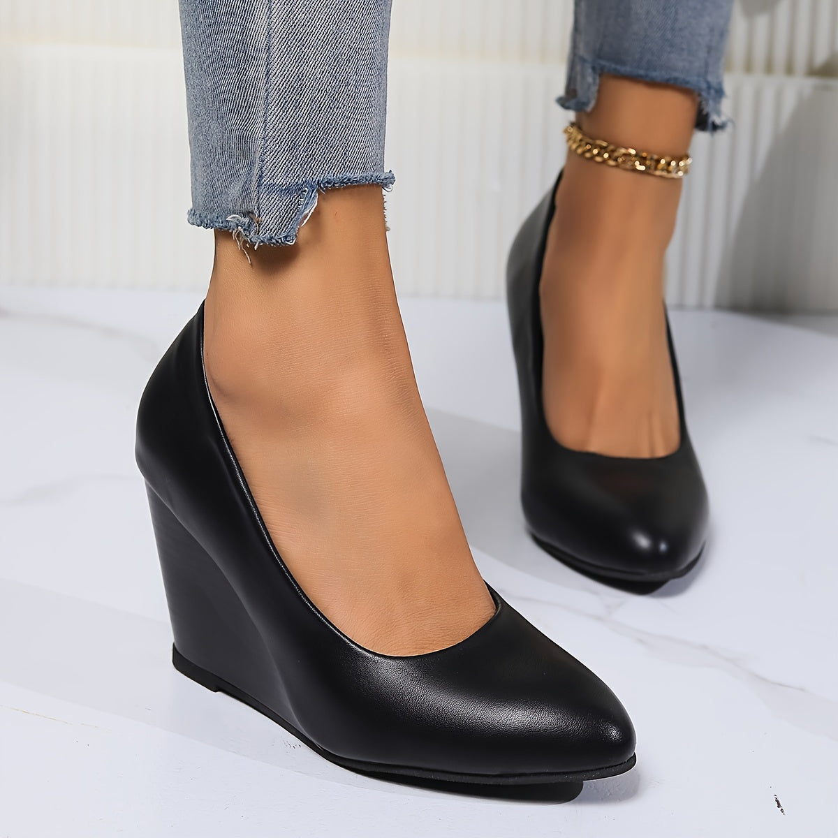 Women's Solid Color Slip-On Shoes with Wedge and Point Toe