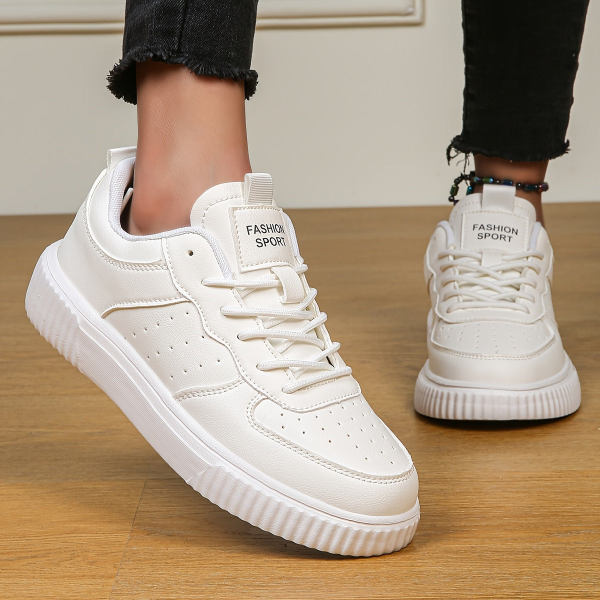 Women's Low-Top Fashion Sneakers White Lightweight Casual Lace-Up