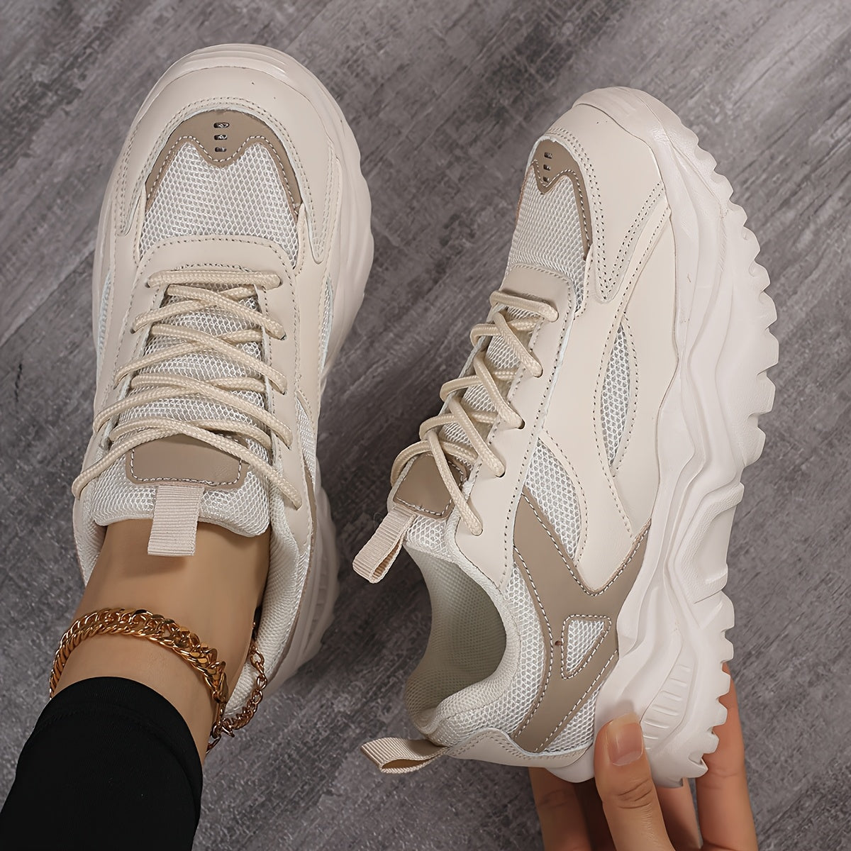 Women's Breathable Mesh Low-Top Sneakers Lightweight Casual Shoes Black White Pink Teal