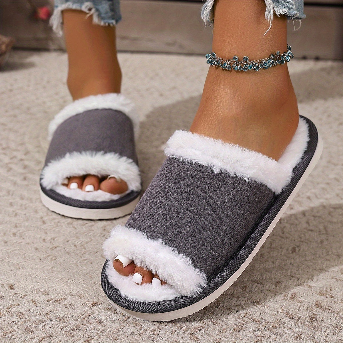 Women's Plush Lined Slippers with Fluffy Edges Non-Slip for Home and Travel