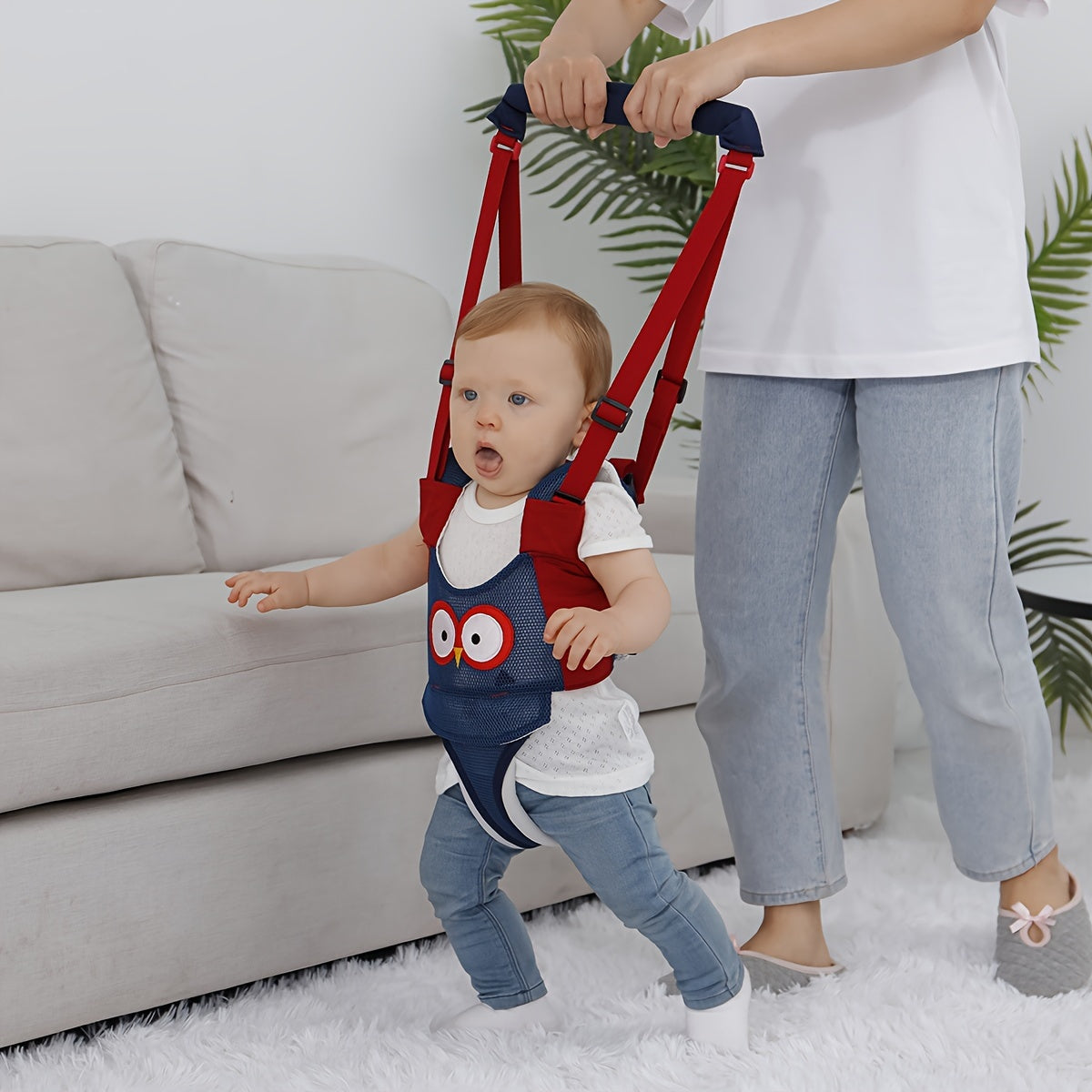 Adjustable Toddler Walking Harness with Anti-Fall Mesh for Ages 0-3 Safe and Cute Pig Design