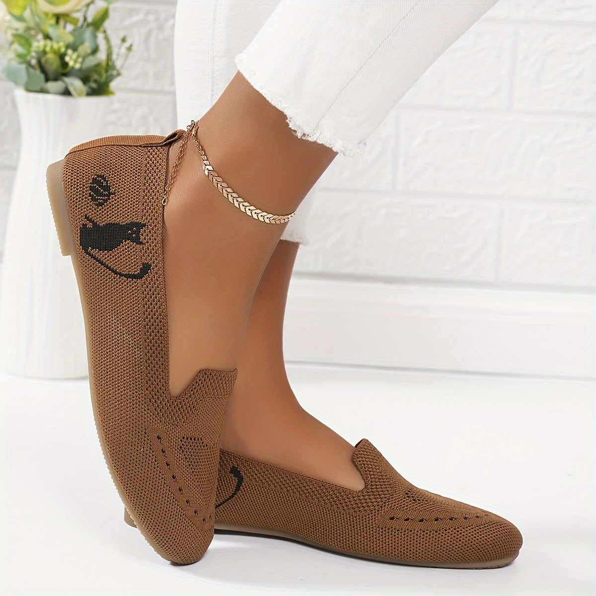 Women's Breathable Fabric Ballet Flats with Heart Pattern Slip-On Shoes