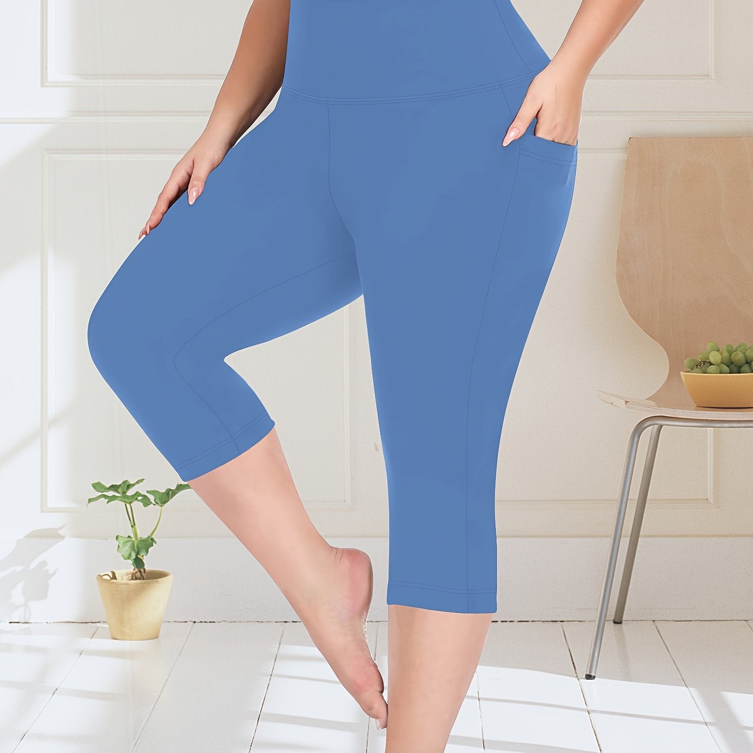 Plus Size High-Waisted Capri Pants Yoga Leggings with Pockets Summer Black