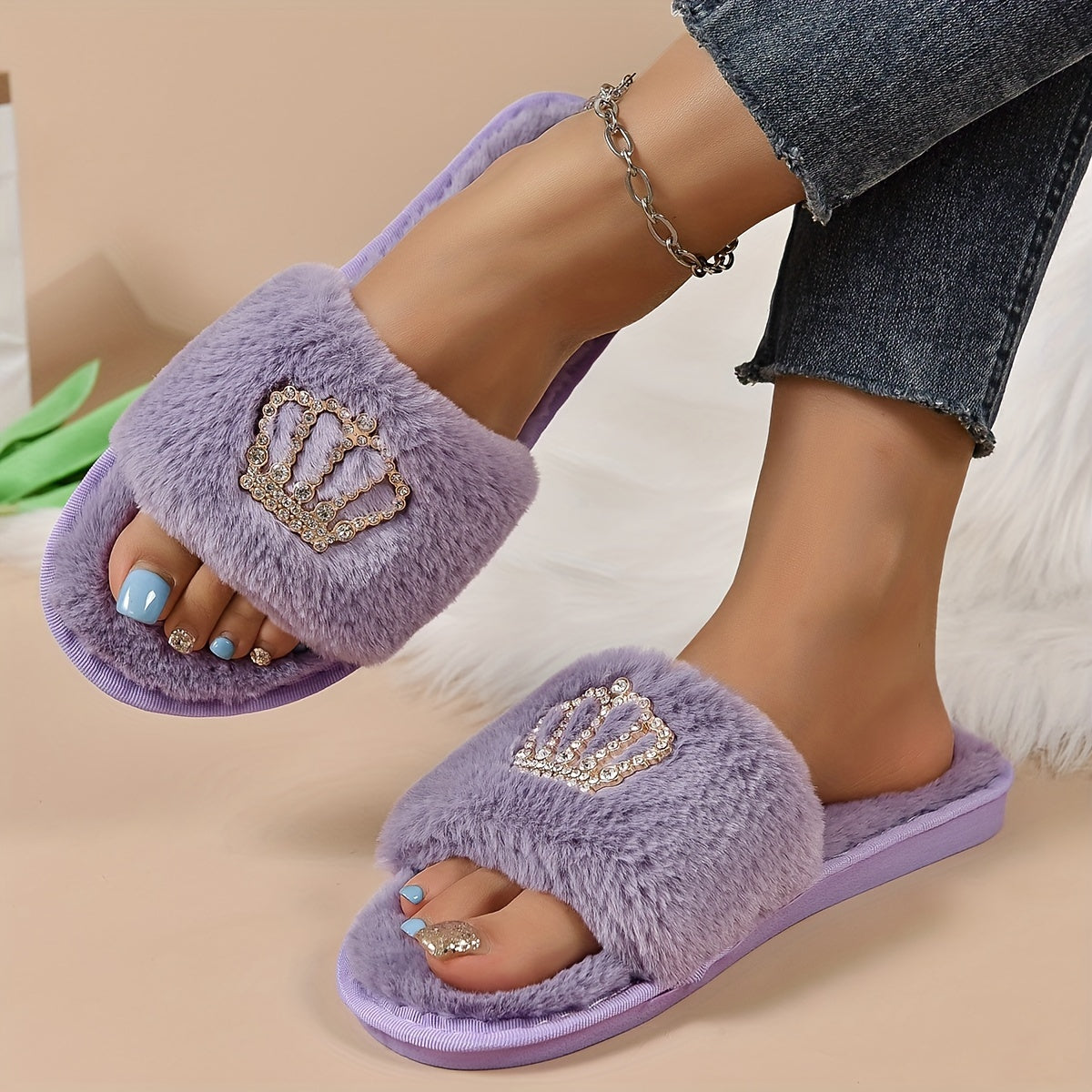 Women’s Plush Fleece Slippers with Gold Chain Accents Indoor House Shoes