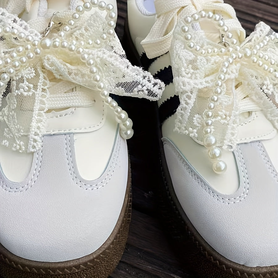 Ayollar uchun tasmali va kamonli poyafzal kliplar to'plami Oq tasmalar va lentalar bilan kamonlar