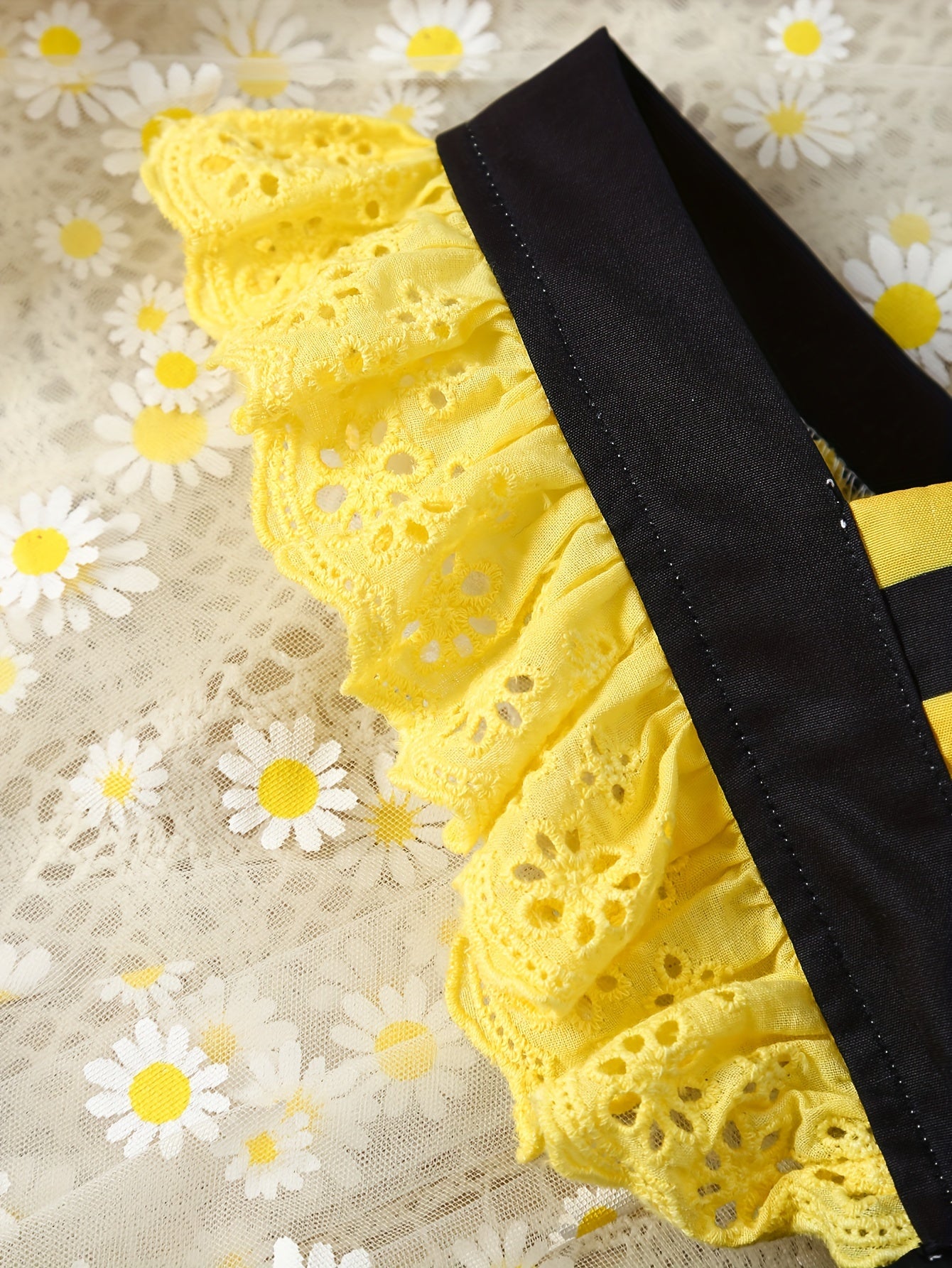 Girls Summer Dress Set with Matching Sun Hat Bee Ladybug Striped Ruffle Trim Polyester