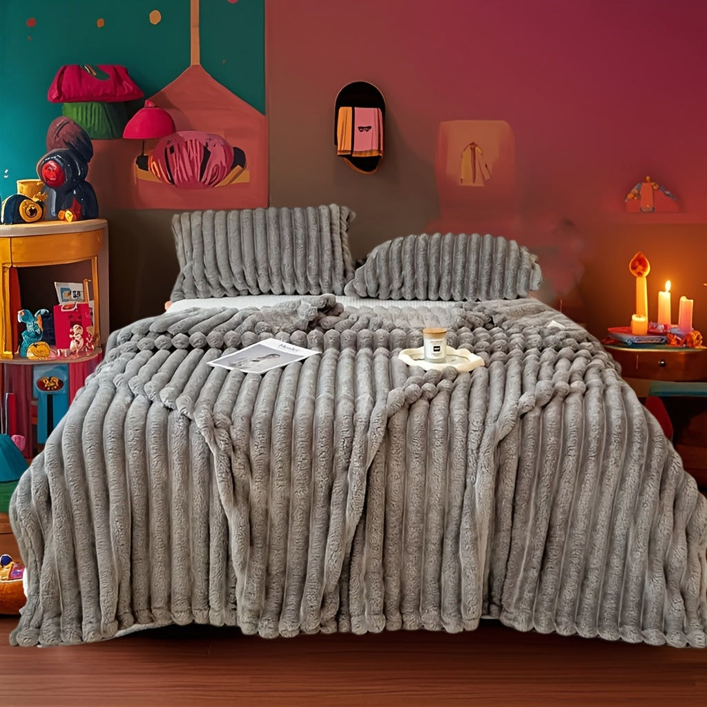 Faux Fur Throw Blanket Ultra-soft Snug for Sofa Bed and Home Decor