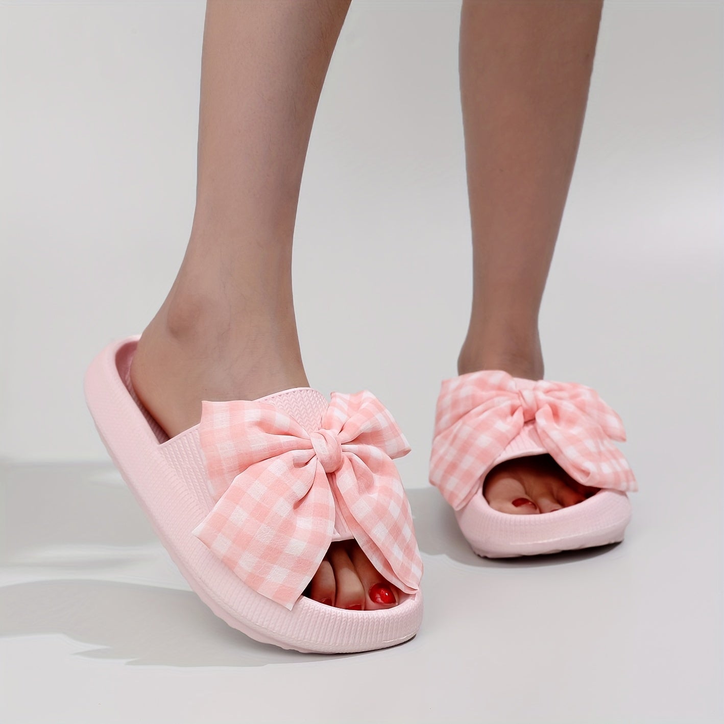 Ayollar uchun ochiq-toe yozgi plyaj shlyapasi bilan bowli slip-on sandallari apelsin