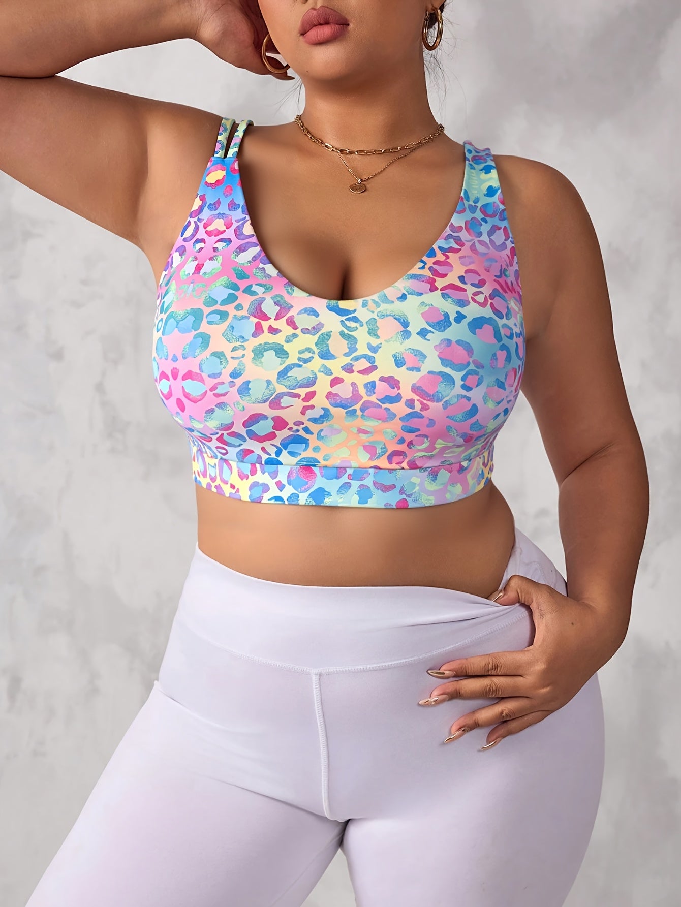 Plus Size Women's Yoga Sports Bra with Chest Pad for Running and Fitness